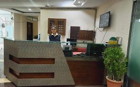 The Richi Rich Hotel And Resort